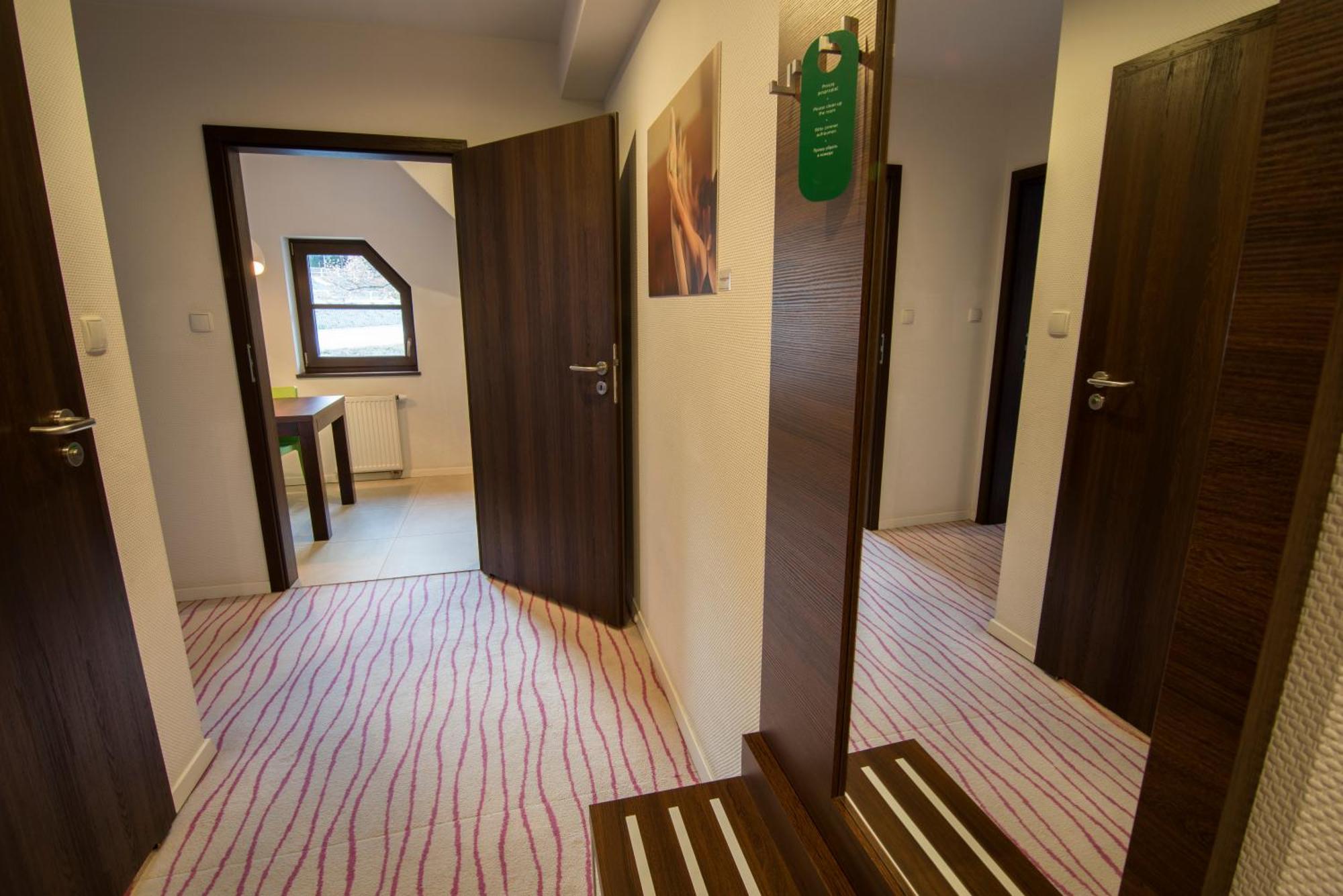 Aparthotel Flinski Sport & Spa Swieradow-Zdroj Quarto foto